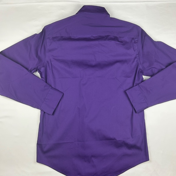 Long Sleeve - Dress Shirt - Picture 2 of 4